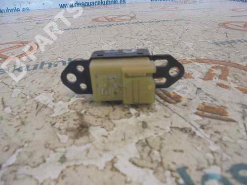 Left front window switch CHRYSLER VOYAGER IV (RG, RS) 3.3 Flex-Fuel | BP2496440I27 