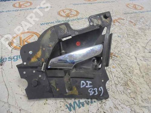 Used Front left interior door handle MERCEDES-BENZ E-CLASS (W210) E 300 D (210.020) (136 hp) 3219859