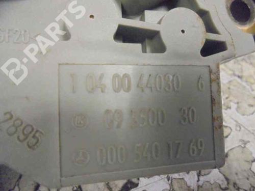 Fuse box MERCEDES-BENZ E-CLASS (W210) E 300 D (210.020) | BP2488422E1 