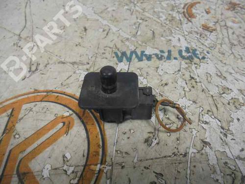 Used Switch MERCEDES-BENZ E-CLASS (W210) E 300 D (210.020) (136 hp) 2448984
