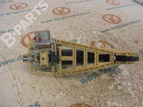 Klamka zewnętrzna drzwi tylnych lewych OPEL VECTRA C (Z02) 1.9 CDTI (F69) | BP2496387C130 