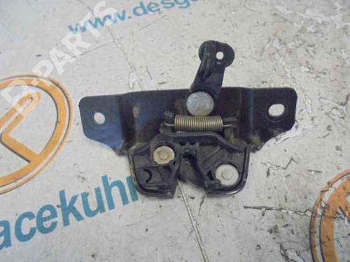 Tailgate lock PEUGEOT 406 (8B) 2.1 TD 12V | BP2477218C101 