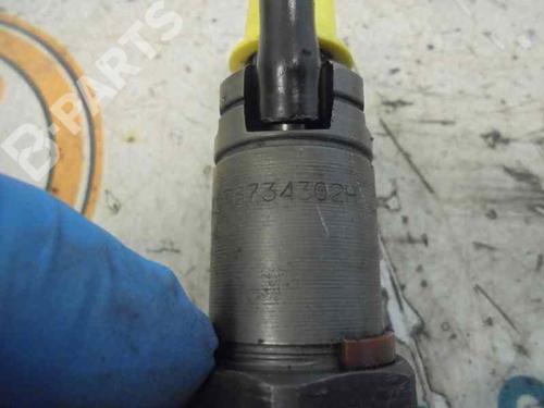 Injector PEUGEOT 406 (8B) 2.1 TD 12V | BP2483405M100 