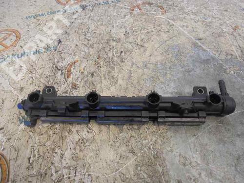 Injection rail SEAT IBIZA III (6L1) 1.4 16V (75 hp) 036133319AE | 036133319AE | 036133320 |