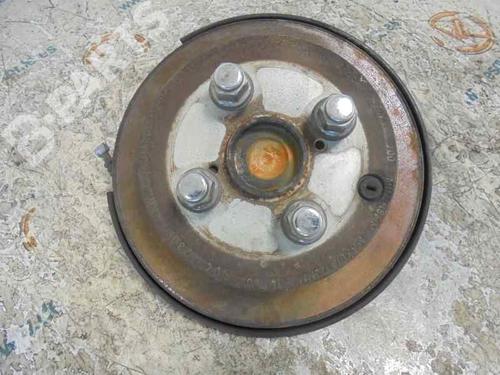 Used Left rear steering knuckle TOYOTA COROLLA (_E12_) 1.6 VVT-i (ZZE121_, ZZE121R) (110 hp) 2464570
