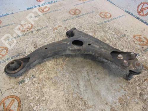 Left front suspension arm TOYOTA COROLLA (_E12_) 1.6 VVT-i (ZZE121_, ZZE121R) | BP2484500M12 