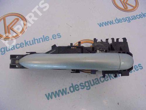 Venstre bagtil udvendigt håndtag RENAULT MEGANE II Saloon (LM0/1_) 1.9 dCi (LM0G, LM1G, LM2C) (120 hp) 2465988