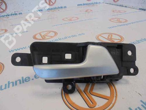 Used Front right interior door handle KIA SPORTAGE IV (QL, QLE) 1.7 CRDi (141 hp) 3218425