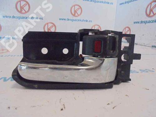 Used Front right interior door handle TOYOTA AVENSIS (_T25_) 2.0 D-4D (ADT250_, ADT250R) (126 hp) 3219593