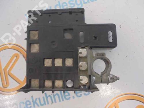 Fuse box ALFA ROMEO GT (937_) 1.9 JTD (937CXN1B) | BP2492766E1 