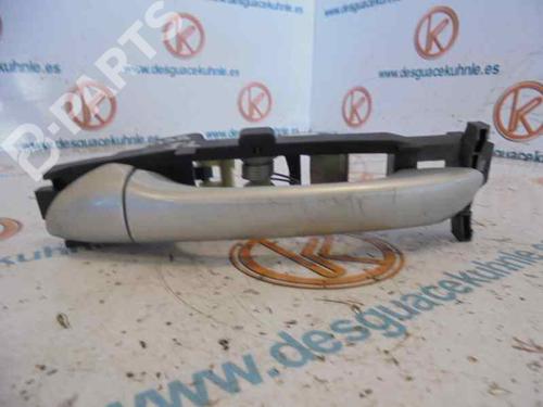 Used Rear left exterior door handle MERCEDES-BENZ C-CLASS (W203) [2000-2007]  2518970