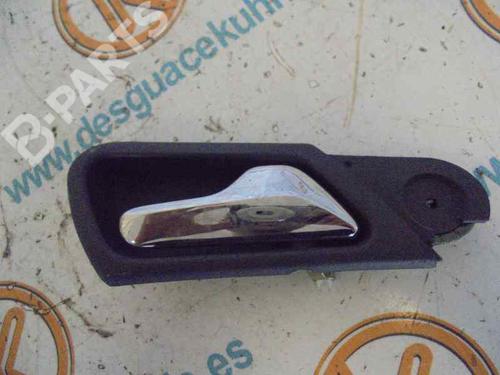 Used Front right interior door handle MERCEDES-BENZ C-CLASS (W203) [2000-2007]  3219274