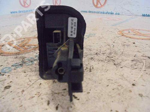 Stuurwielbediening FORD FOCUS I (DAW, DBW)  | BP2464370E15 