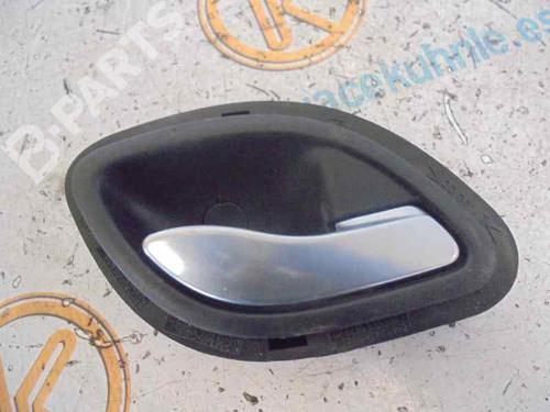 Høyre bak invendig håndtak RENAULT LAGUNA II (BG0/1_) 1.9 dCi (BG1A, BG1V) 8200000724 |