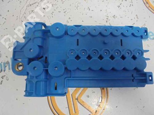 Used Fuse box BMW X5 (E53) 3.0 i (231 hp) 2488747