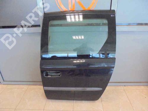 Used Left slide door CHRYSLER VOYAGER IV (RG, RS) [1999-2008]  2472439
