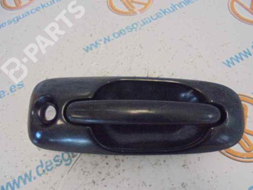 Used Front left exterior door handle CHRYSLER VOYAGER IV (RG, RS) [1999-2008]  2471624