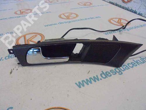 Used Front left interior door handle AUDI A6 C5 Avant (4B5) 2.5 TDI (150 hp) 3220081