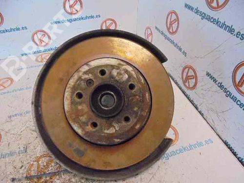 Used Left rear steering knuckle BMW 5 Touring (E61) 525 d (197 hp) 2792025