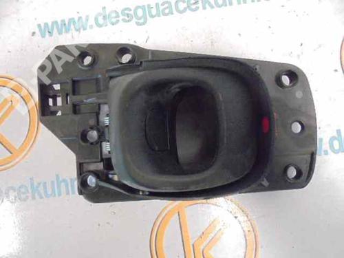 Maneta interior delantera derecha FIAT PANDA (169_) 1.2 LPG (169CXF1A) (69 hp) 3220089