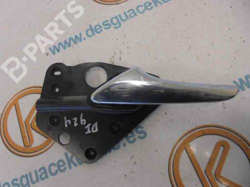 Used Front left interior door handle MERCEDES-BENZ VITO Bus (W639) [2003-2025]  3220109