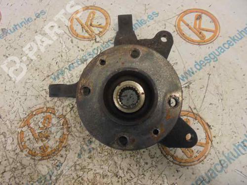 Used Right front steering knuckle RENAULT MEGANE I (BA0/1_) [1995-2004]  3175925