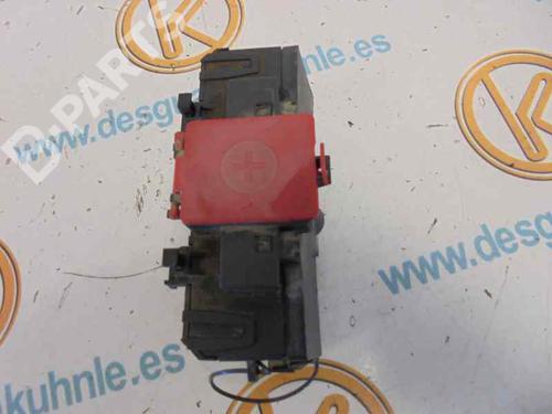 Used Fuse box MERCEDES-BENZ CLK (C209) [2002-2010]  3354826
