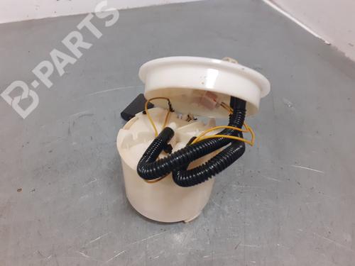 Used Fuel pump FORD MONDEO III Saloon (B4Y) 2.0 TDCi (130 hp) 8877179