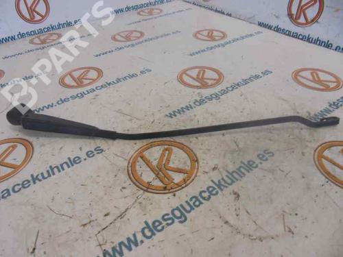 Used Front windshield wiper arm OPEL ASTRA F Saloon (T92) 1.4 (F19, M19) (82 hp) 6631021