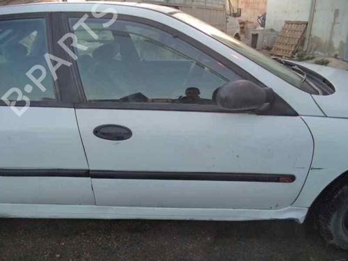 Right front door RENAULT LAGUNA I (B56_, 556_) 2.0 (114 hp)null