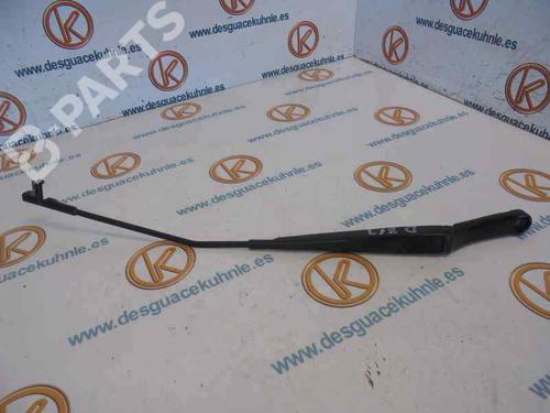 Used Front windshield wiper arm VW GOLF V (1K1) [2003-2010]  6631409