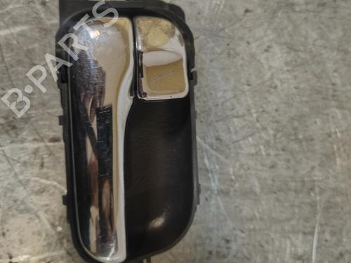 Used Front left interior door handle NISSAN PRIMERA Hatchback (P11) 2.0 TD (90 hp) 31250483