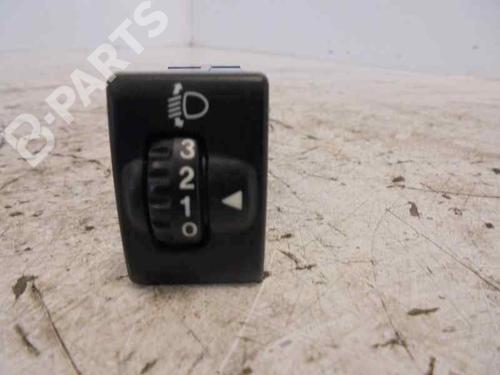 Headlight switch SUZUKI GRAND VITARA I (FT, HT) 2.5 V6 24V 4x4 (TD62, SQ625) 32932074 |