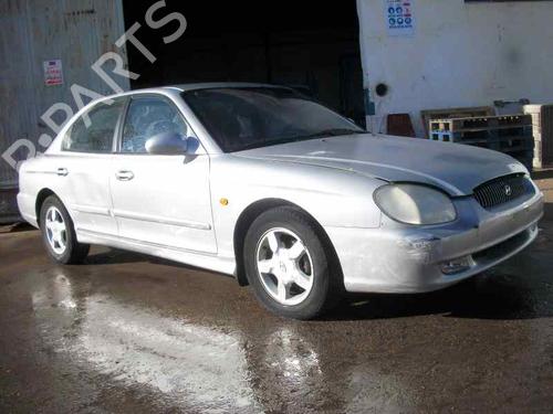 Interior roof light HYUNDAI SONATA IV (EF) 2.0 16V | BP7429786I8 