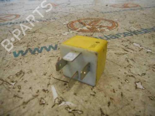Used Electronic module RENAULT LAGUNA I (B56_, 556_) 2.2 dT (B569) (113 hp) 14180783