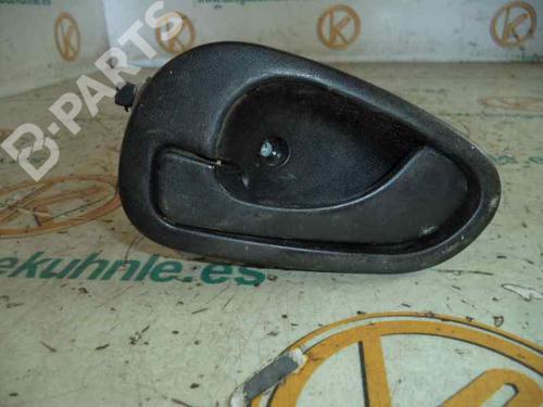Used Front left interior door handle MITSUBISHI CARISMA Saloon (DA_) 1.6 (DA1A) (99 hp) 3526945