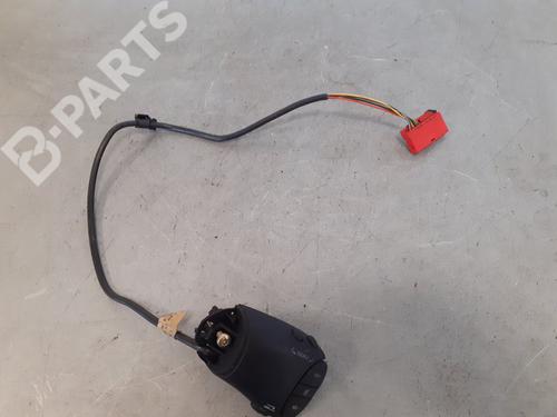Steering wheel controls RENAULT MEGANE I (BA0/1_)  | BP9447746E15 