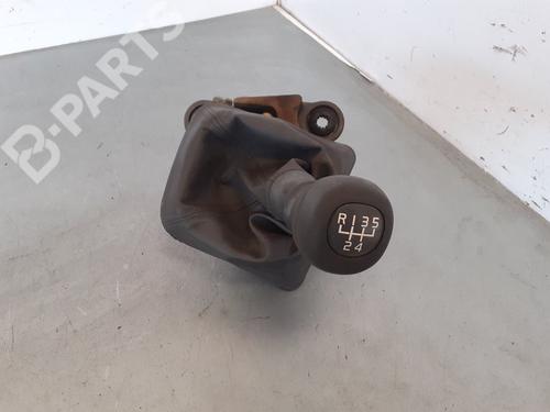 Used Manual gearbox selector Manual gearbox selector VOLVO S40 I (644) 1.8 (115 hp) 8105131 8105131