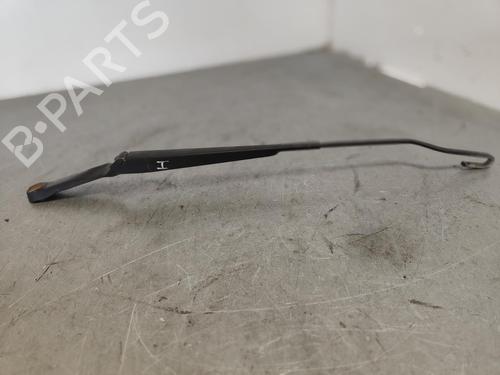 Used Front windshield wiper arm VW GOLF IV (1J1) [1997-2008]  16854393