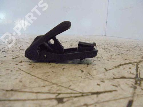 Hood lock HYUNDAI H-1 / STAREX Bus (A1) 2.5 TD 4WD | BP8780761C133 