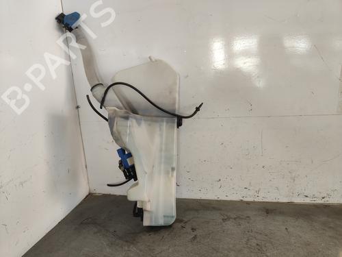 Used Windscreen washer tank JAGUAR XE (X760) 2.0 D AWD (180 hp) 29852018