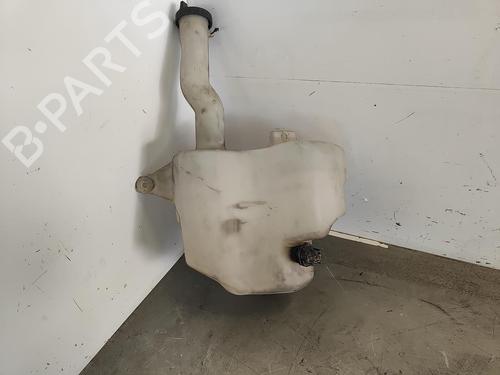 Used Windscreen washer tank FORD MONDEO III Saloon (B4Y) [2000-2007]  15726670