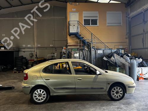 Right front door RENAULT MEGANE I (BA0/1_)  | BP30105456C3 