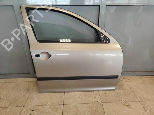 Used Right front door Right front door SKODA OCTAVIA II (1Z3) 2.0 TDI (140 hp) 39889758 39889758