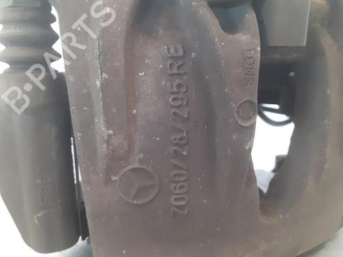 Right front brake caliper MERCEDES-BENZ E-CLASS (W211) E 280 CDI (211.020) | BP11610739M104