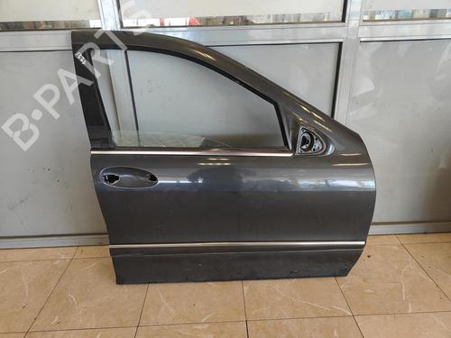 Used Right front door MERCEDES-BENZ S-CLASS (W220) [1998-2005]  12951378