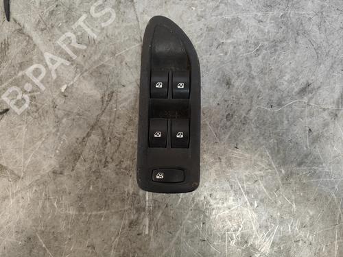 Used Left front window switch Left front window switch RENAULT LAGUNA II (BG0/1_) 2.0 16V (BG03, BG0Z, BG0T, BG1Y) (170 hp) 29831193 29831193