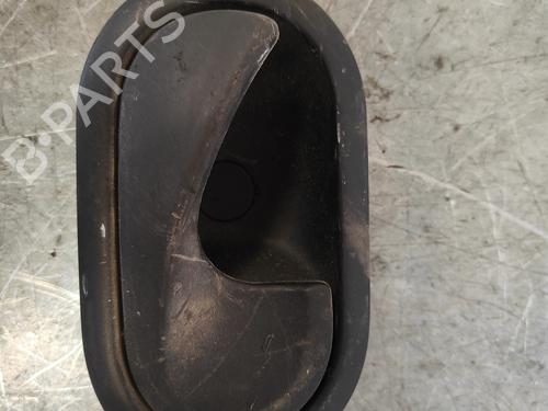 Used Rear right interior door handle Rear right interior door handle 37015569 37015569