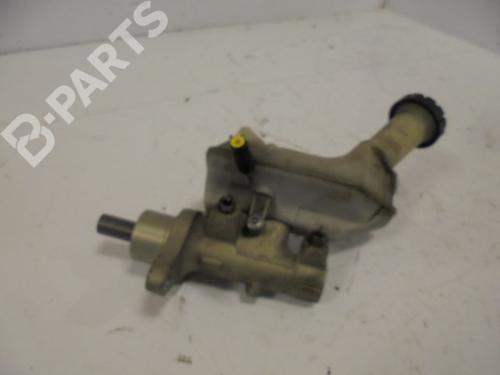 Used Brake master cylinder RENAULT CLIO III (BR0/1, CR0/1) [2005-2014]  6462738