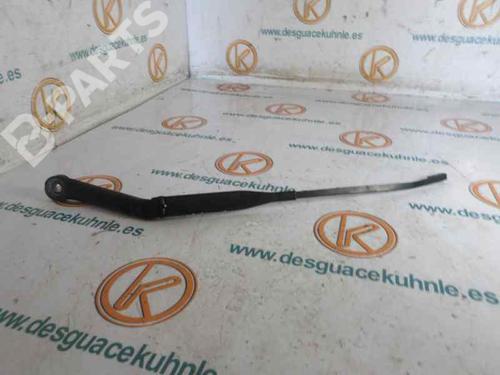 Bakre vindusviskerarm NISSAN PRIMERA Hatchback (P11) 2.0 TD (90 hp) 6630612